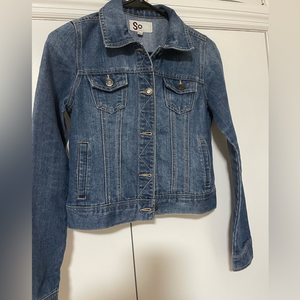 Small Denim Jean Jacket💙